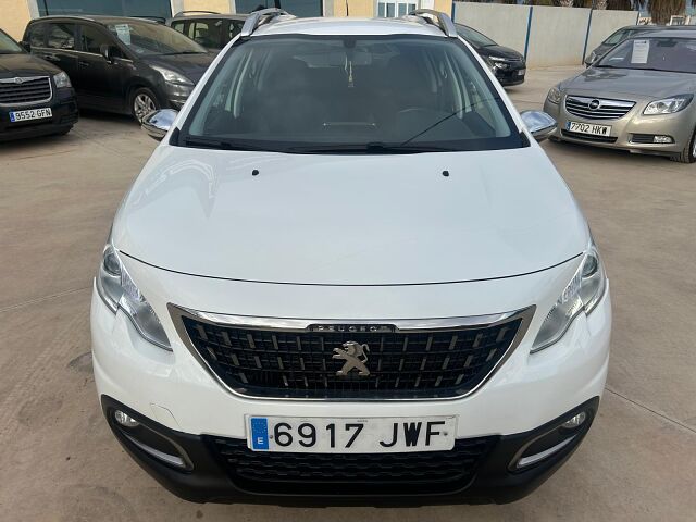 PEUGEOT 2008 STYLE 1.2 PURETECH SPANISH LHD IN SPAIN 67000 MILES SUPERB 2017